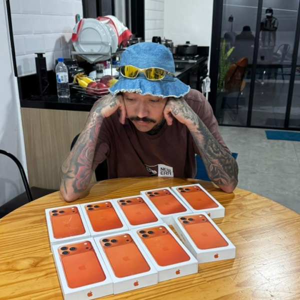 IPHONE 17 PRO MAX OU R$ 7.500 NO PIX!!!